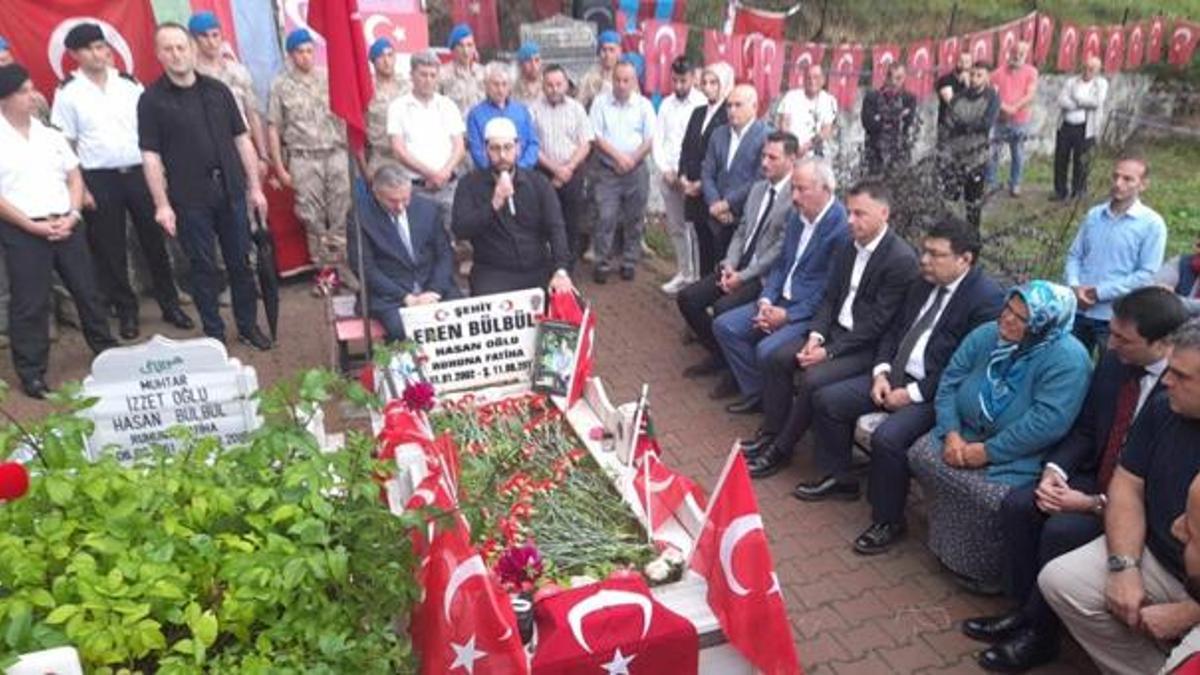 Eren Bülbül, vefatının 5'inci yılında kabri başında anıldı