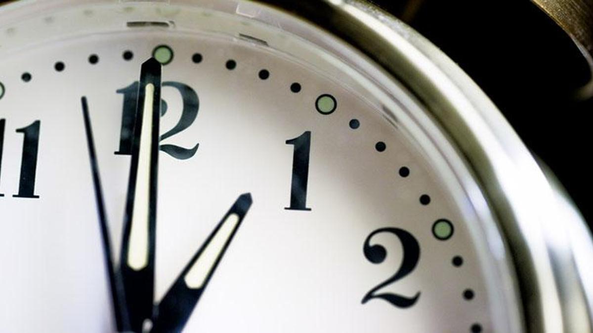 01.10 saat anlamı nedir? 01.10 ters saatlerin yorumu ve anlamı