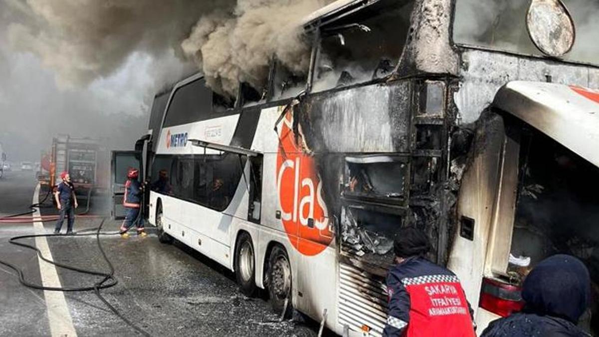 Yolcu otobüsü alev alev yandı! 74 kişi canını zor kurtardı