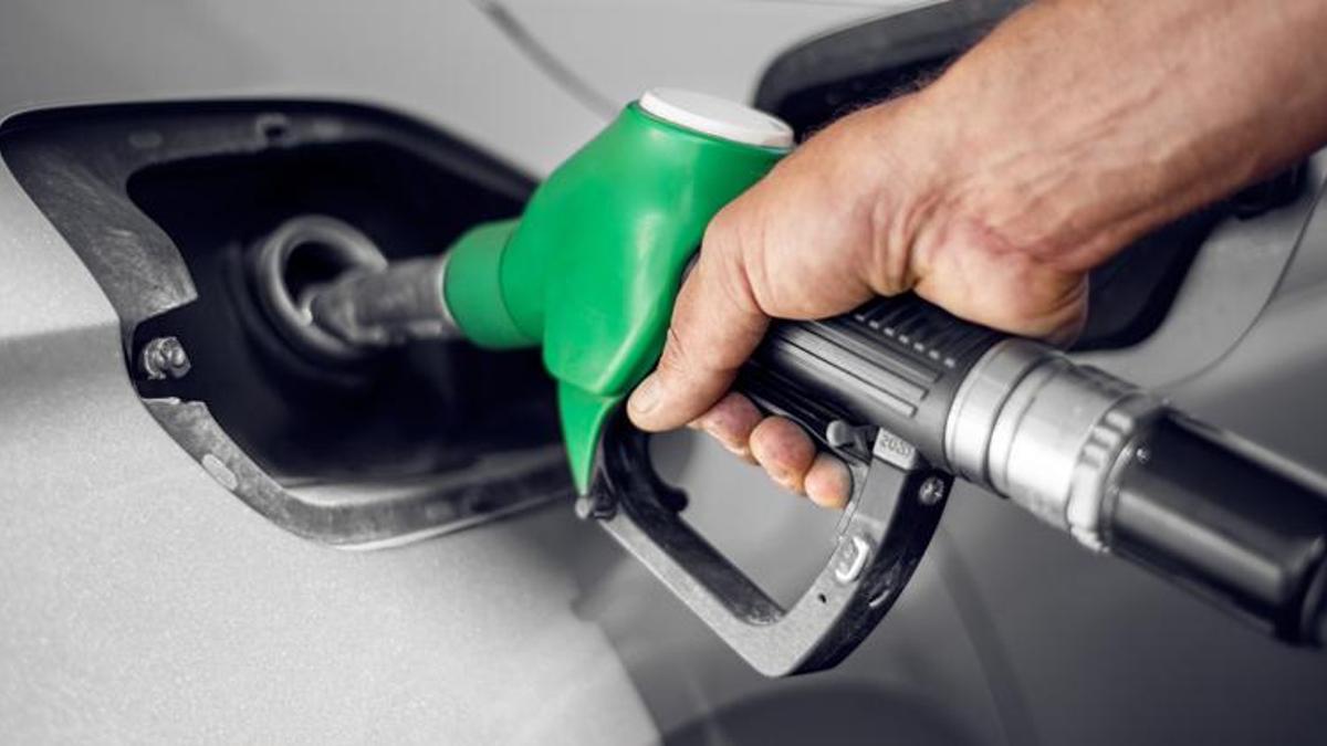 Akaryakıt fiyatlarıyla ilgili son dakika gelişmesi! İndirim sonrası zam! Benzin, motorin, LPG...