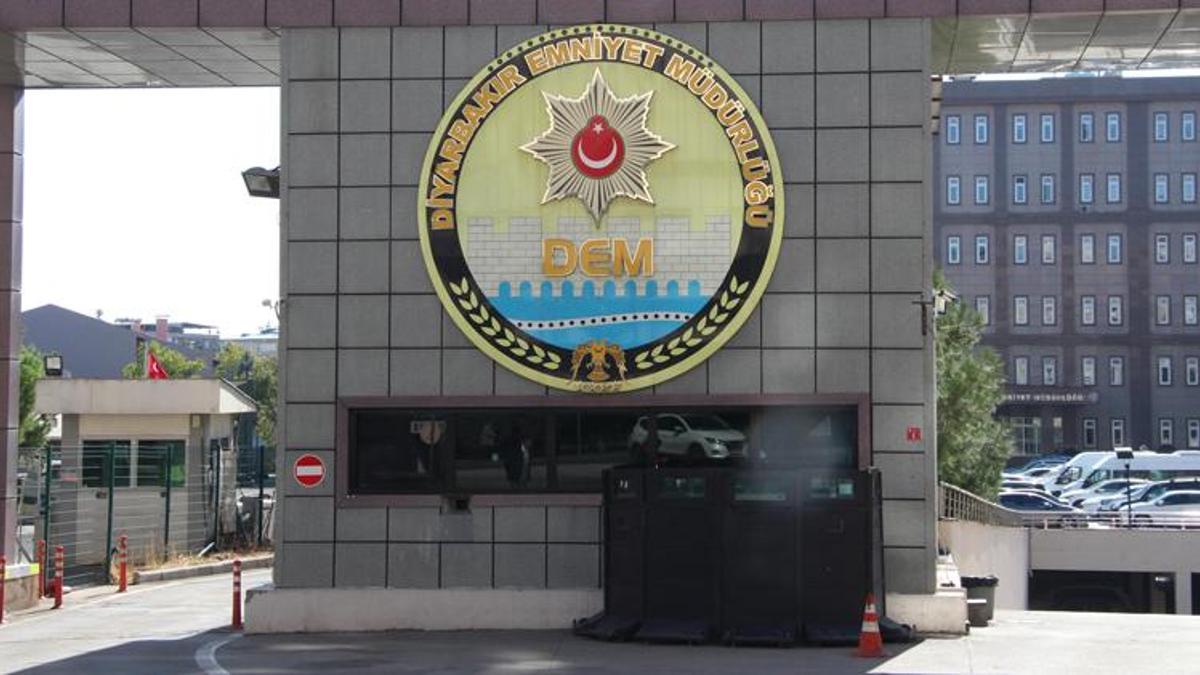 Diyarbakır’da terör operasyonu: 42 gözaltı