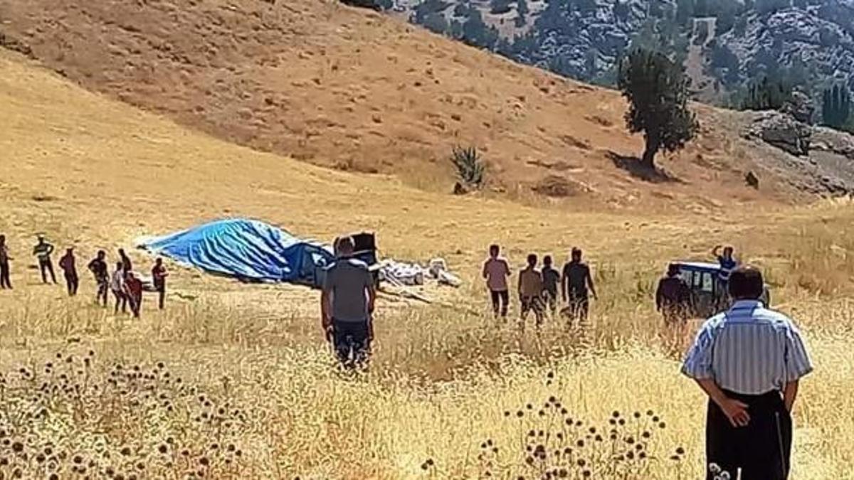 Patoz makinasına düşen çifti hayatını kaybetti