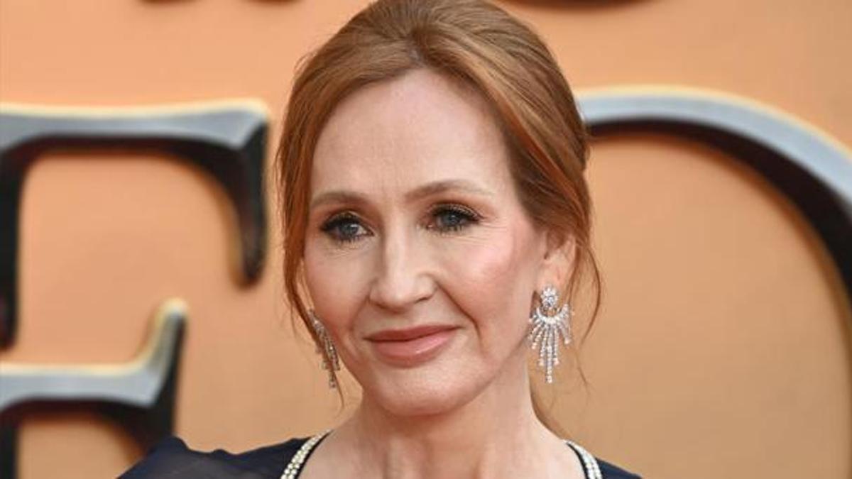 Rüşdi saldırısını eleştiren İngiliz yazar JK Rowling tehdit edildi