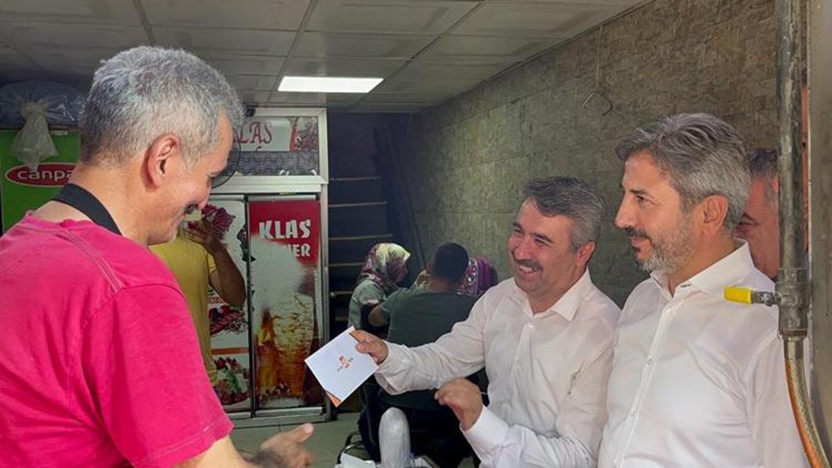 Cumhurbaşkanı Erdoğan’ın mektubu esnafa ulaştırıldı
