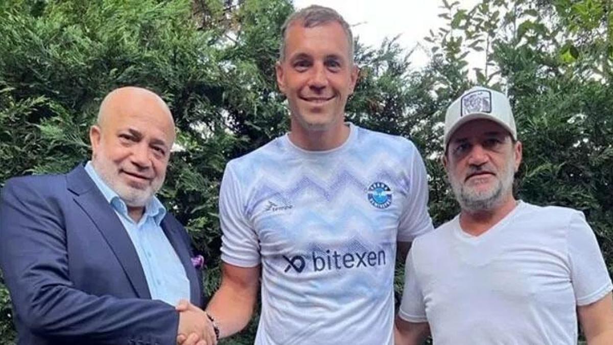Galatasaray ve Fenerbahçe'nin de gündeminde olan Rus santrfor Artem Dzyuba, Adana Demirspor'a imza attı