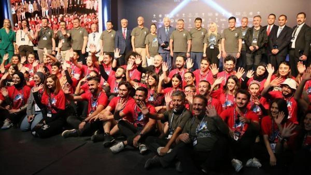 Bakan Varank: Uzaya gidecek ilk Türk bu sene bitmeden belli oluyor