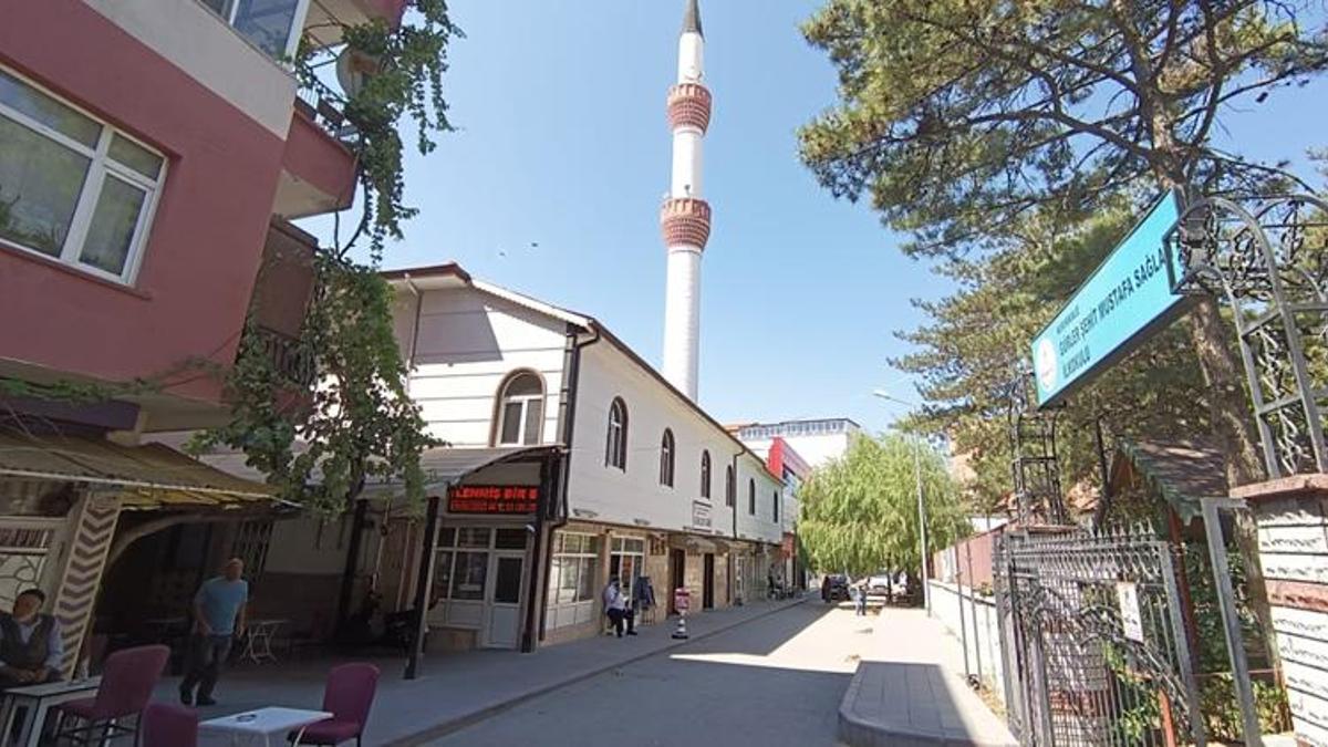 İmam ve müezzine 'zimmet' soruşturması