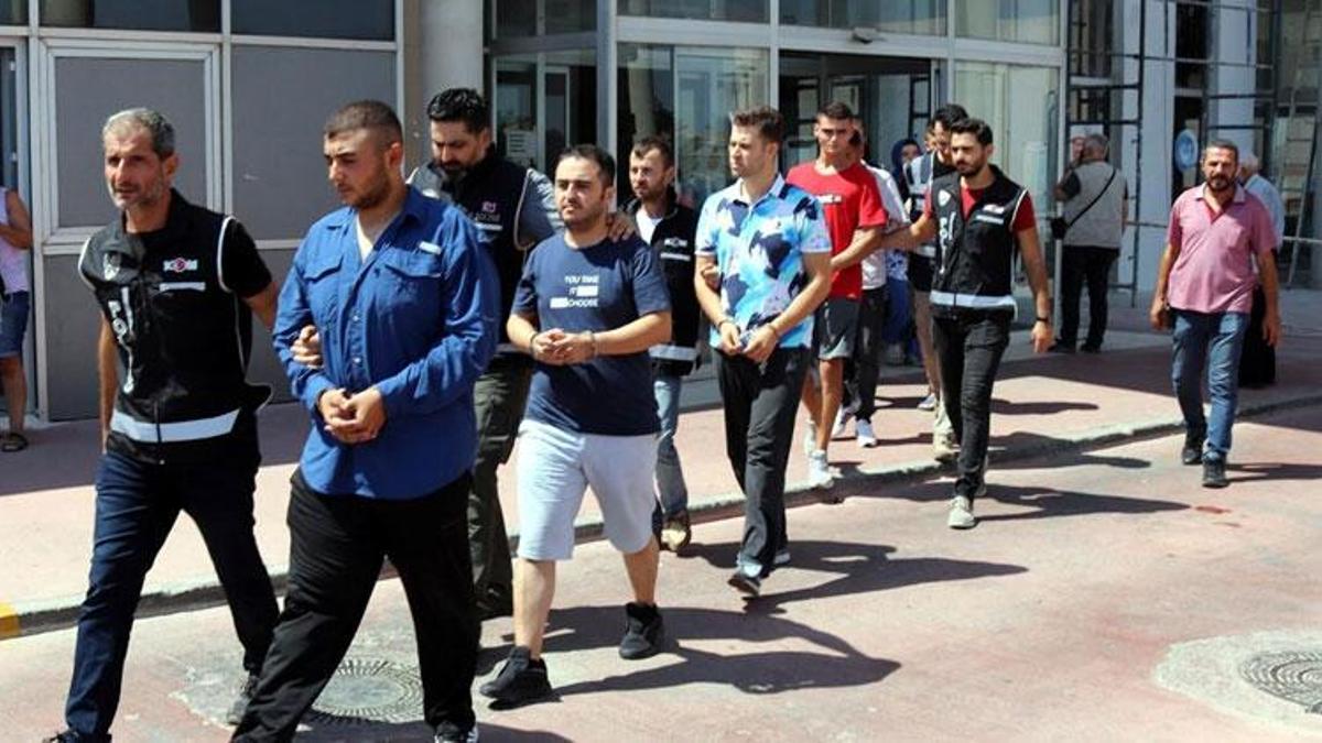 Yunanistan'a kaçmaya çalışan 5 FETÖ şüphelisi yakalandı