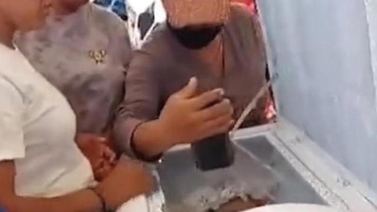 Dünya şokta! Öldüğü ilan edilen çocuk, cenazesinde uyandı