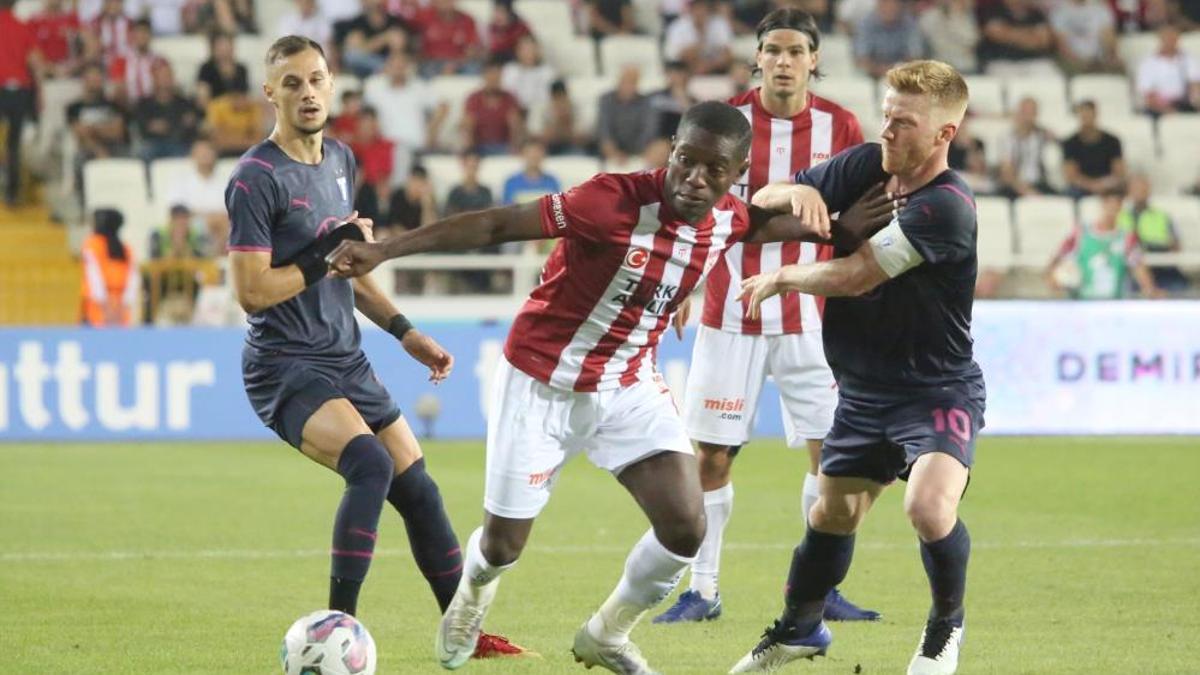 Sivasspor yoluna Konferans Ligi'nde devam edecek