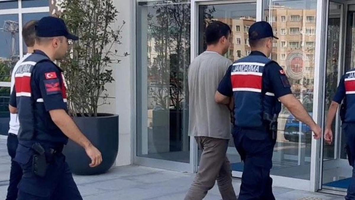 FETÖ üyeliğinden aranan 21 şüpheli yakalandı