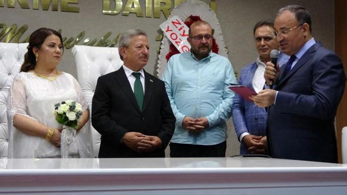 Bakan Bozdağ, nikah şahidi oldu