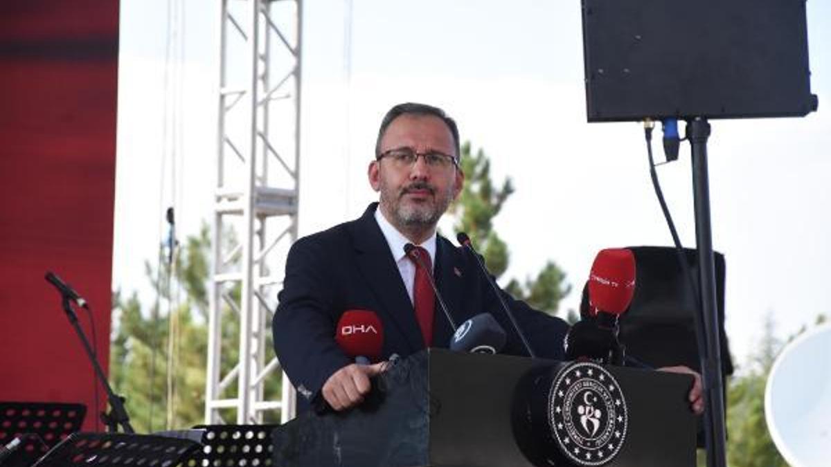 Bakan Kasapoğlu: 30 Ağustos ile bir memleket küllerinden doğmuştur