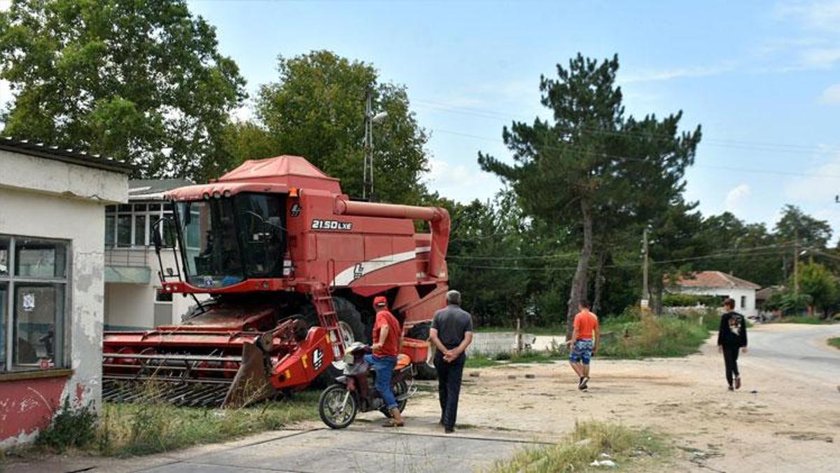 'Hasat' tartışmasında baba ile oğlunu öldürdü