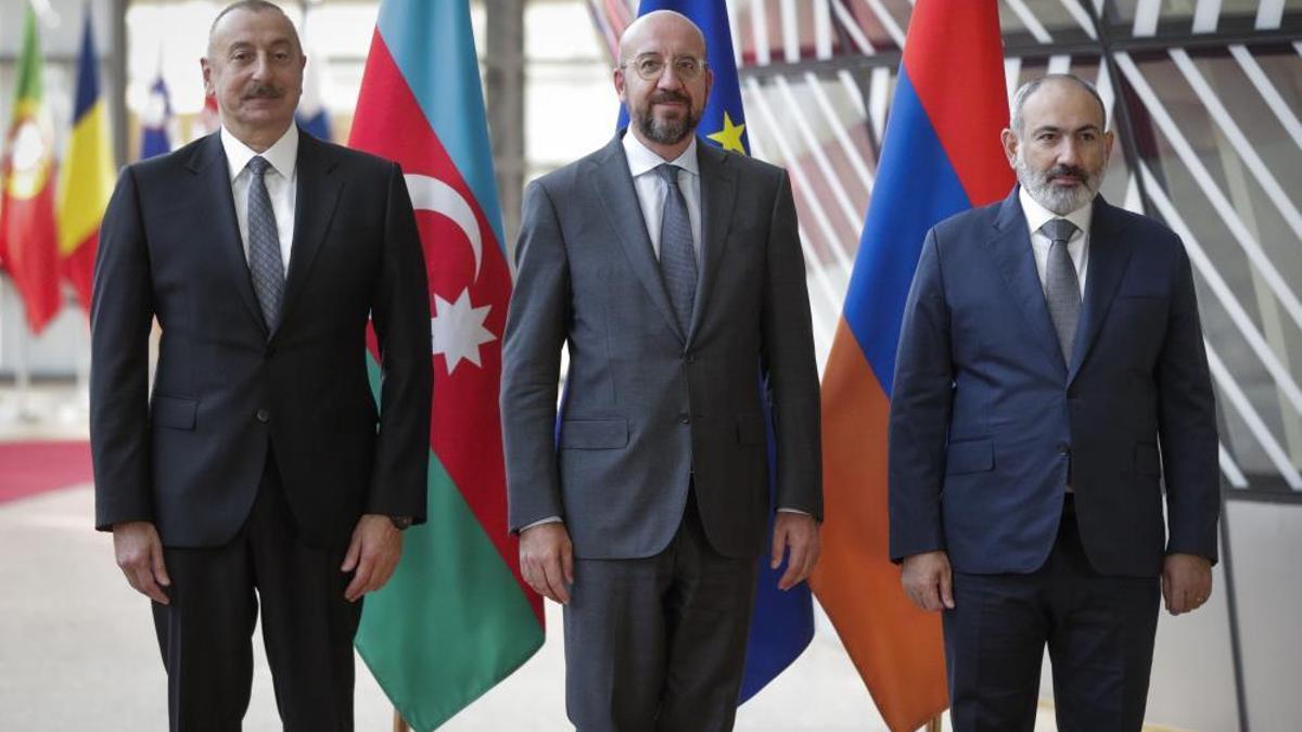 AB Konseyi Başkanı Michel: Ermenistan ile Azerbaycan arasındaki barış anlaşması çalışmalarını güçlendirme konusunda mutabık kaldık