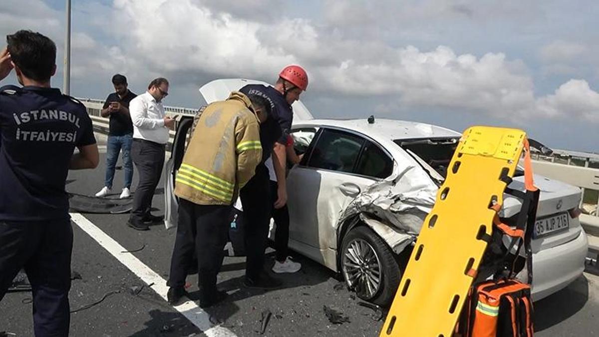 İstanbul Havalimanı çıkışında kaza! 1 kişi araçta sıkışarak yaralandı
