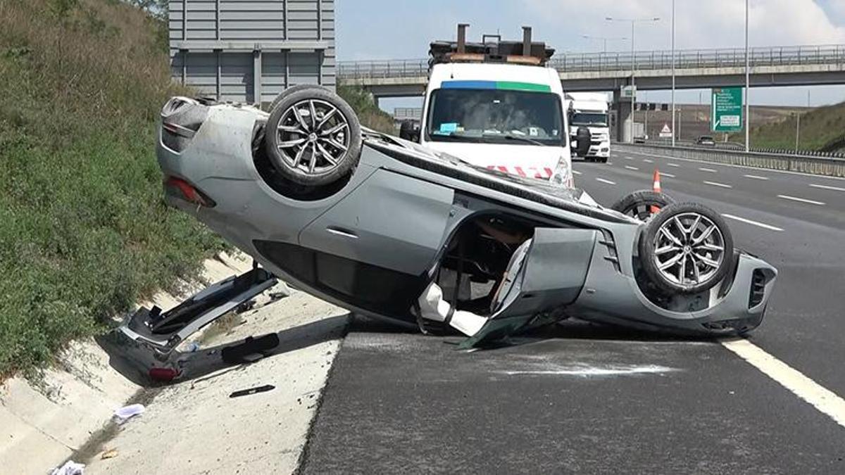Kuzey Marmara Otoyolu’nda kaza! Lüks araç takla attı, 2 kişi yaralandı