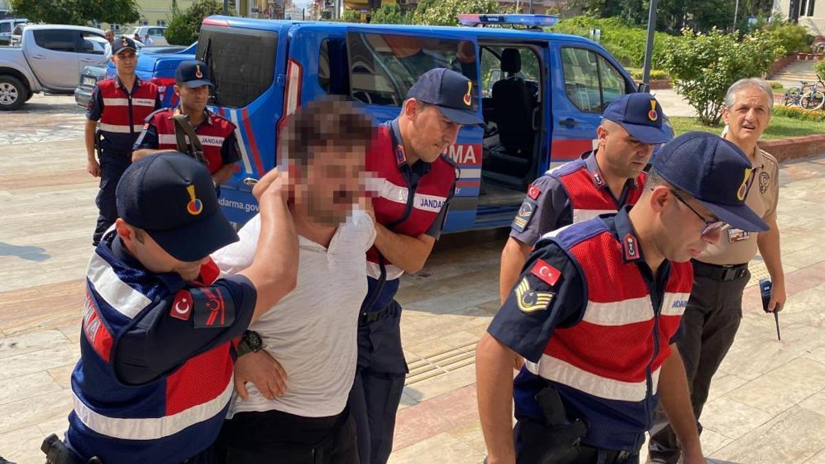 2 ay önce evlendiği eşinin boğazını keserek öldüren cani koca tutuklandı
