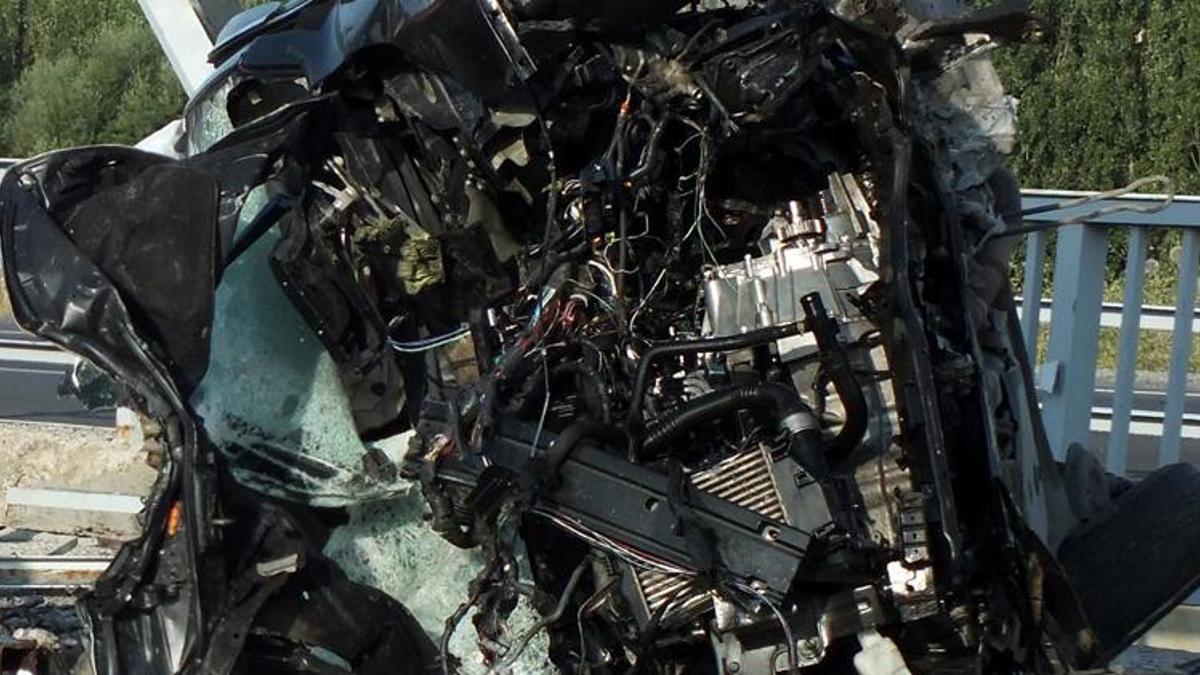 Yozgat'ta otomobil köprü bariyerine çarptı: 3 ölü, 1 yaralı