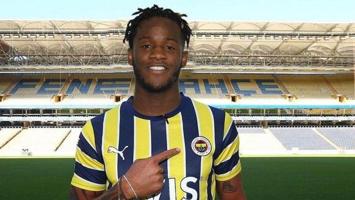 Batshuayi resmen Fenerbahçe'de! KAP açıklaması geldi! Herkes kiralık derken...