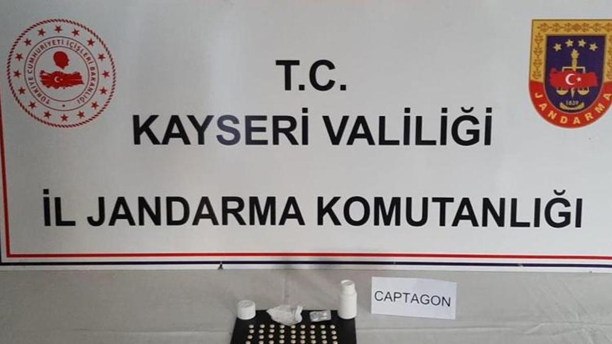 Jandarma uyuşturucuya geçit vermiyor