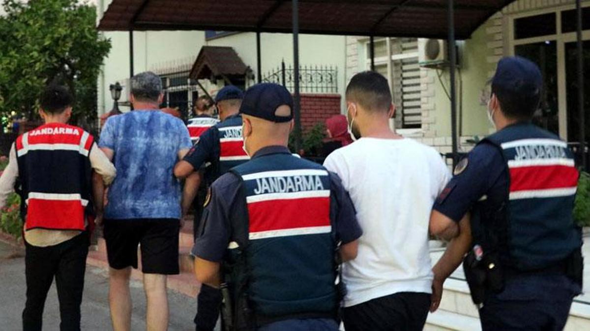 3 FETÖ şüphelisi, Sakız Adası'na kaçmaya çalışırken yakalandı
