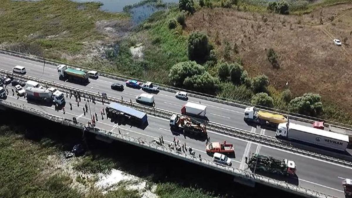 TIR kaldırıldı TEM Edirne istikameti açıldı