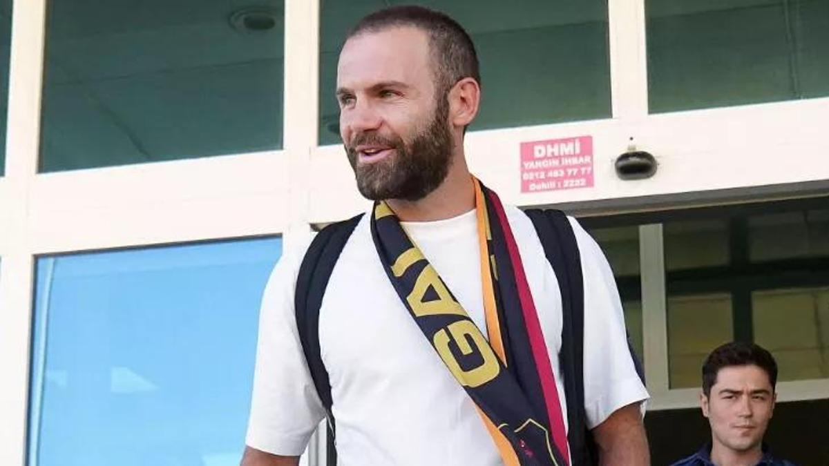Galatasaray'ın ses getiren transferi Juan Mata İstanbul'a ayak bastı!