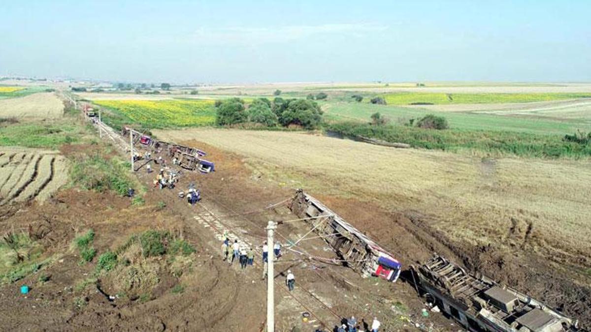 25 kişinin öldüğü tren kazası soruşturması genişletildi; 9 görevliye daha 15 yıl hapis istemi