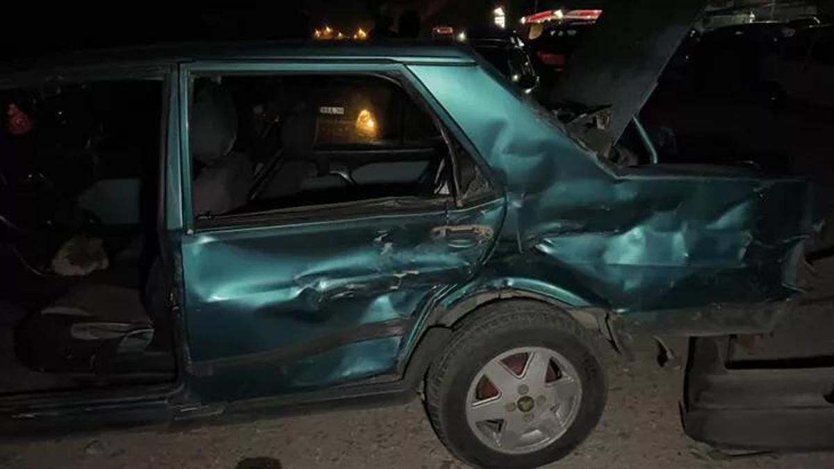 Hatay'da iki araç çarpıştı! 2 ölü, 2 yaralı!