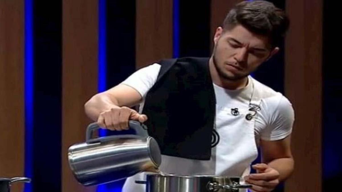 Masterchef Hamza kimdir, kaç yaşında, hangi sezon yarıştı? Masterchef Hamza Mercimek hasta mı, Hamza’ya ne oldu, hastalığı ne, böbrek yetmezliği mi?