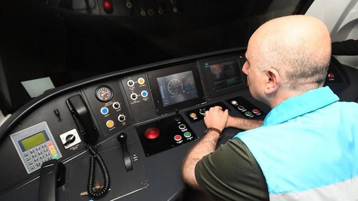 Bakan Karaismailoğlu, Pendik-Sabiha Gökçen Havalimanı metro hattının test sürüşüne katıldı