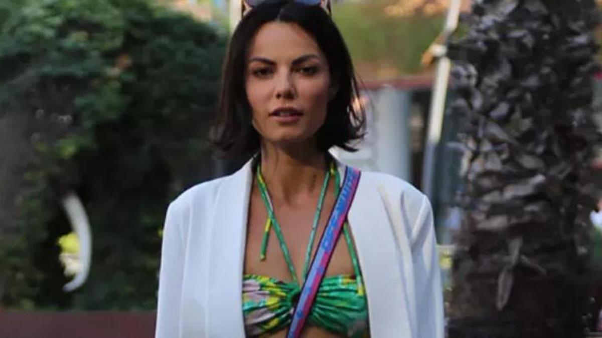 Simge Ünal: Aşık olmak istiyorum