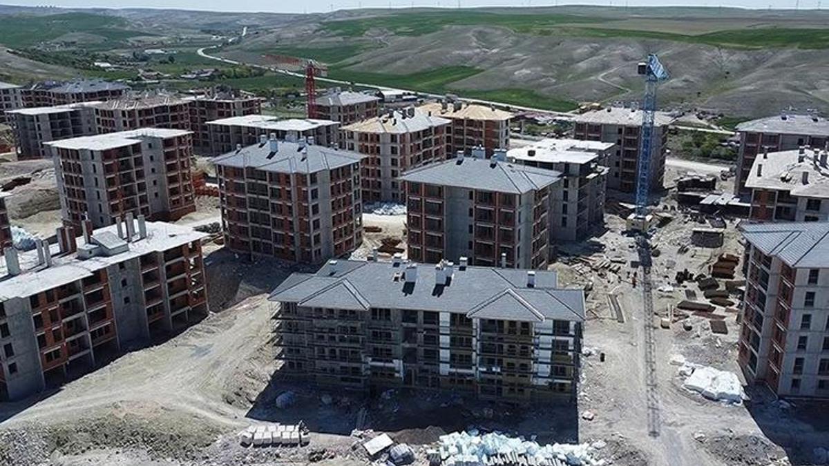 TOKİ kampanyasından kimler faydalanacak? Emekli ve gençlere kaç TOKİ konutu ayrıldı? TOKİ sosyal konut taksitleri ne kadar olacak?