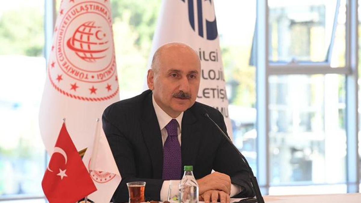 Bakan Karaismailoğlu, haberleşme sektörünün temsilcileriyle görüştü