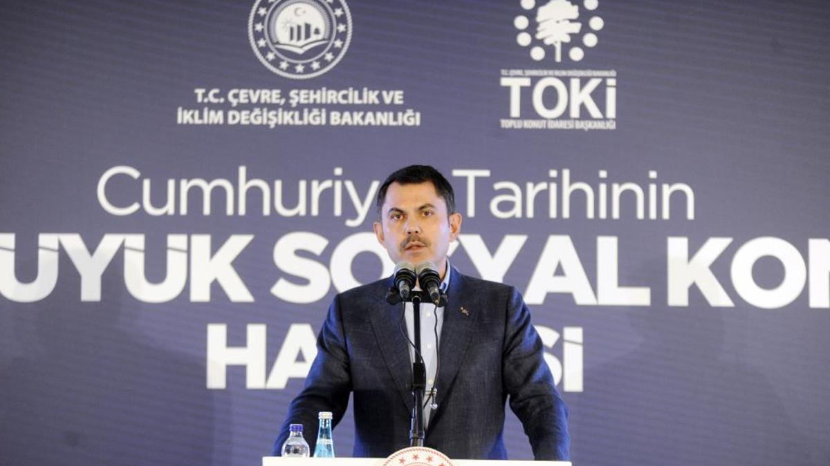 Bakan Kurum: Yüzyılın Konut Projesi'nin ilk gününde başvuru sayısı 500 bini geçti
