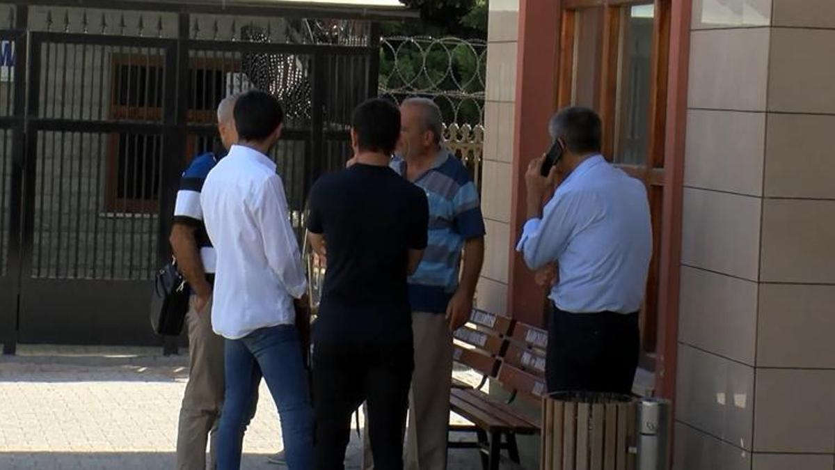 Doktorun ilaç uyarısı ile gitti; Halıya sarılmış ceset ile karşılaştı