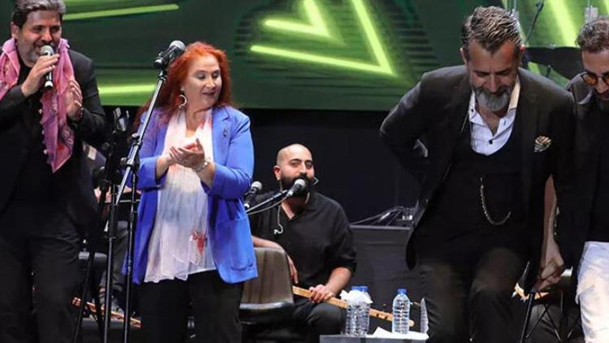 Kuruçeşme Açıkhava'da türkü ziyafeti