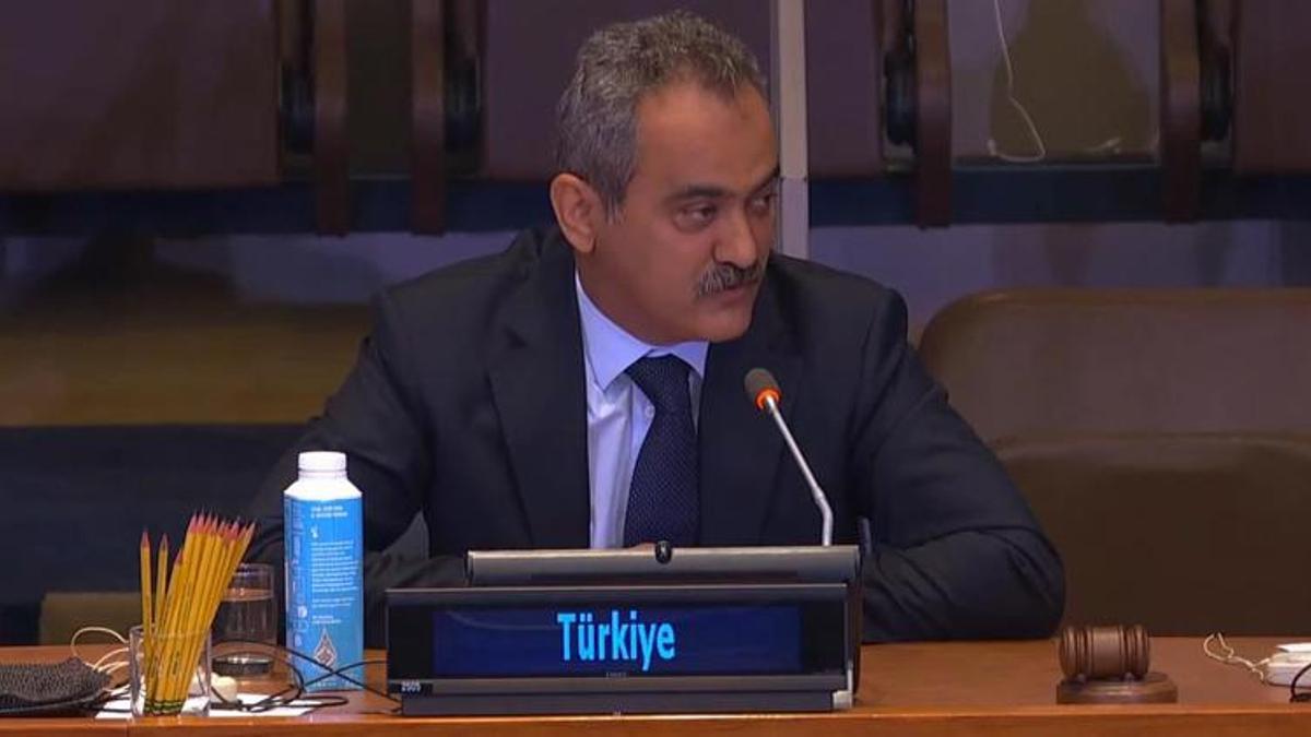 Bakan Özer, Yüksek Düzeyli Eğitim Bakanları Toplantısı'nda mevkidaşlarına hitap etti