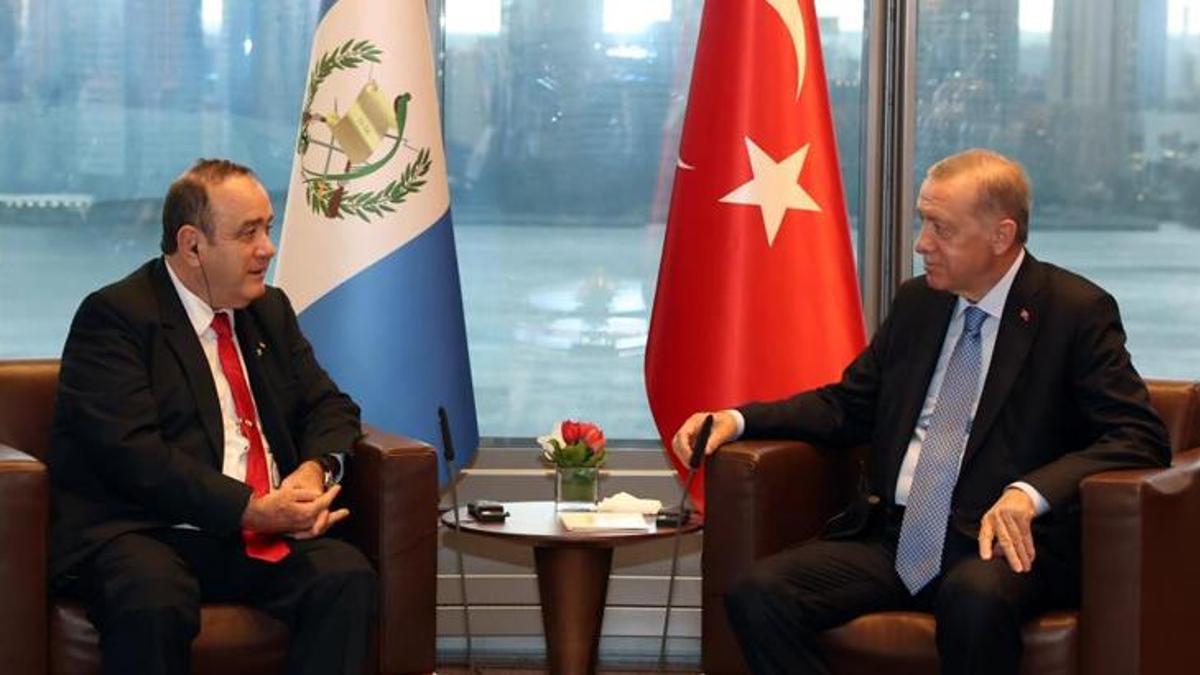 Cumhurbaşkanı Erdoğan, Guatemala Devlet Başkanı Giammattei ile görüştü