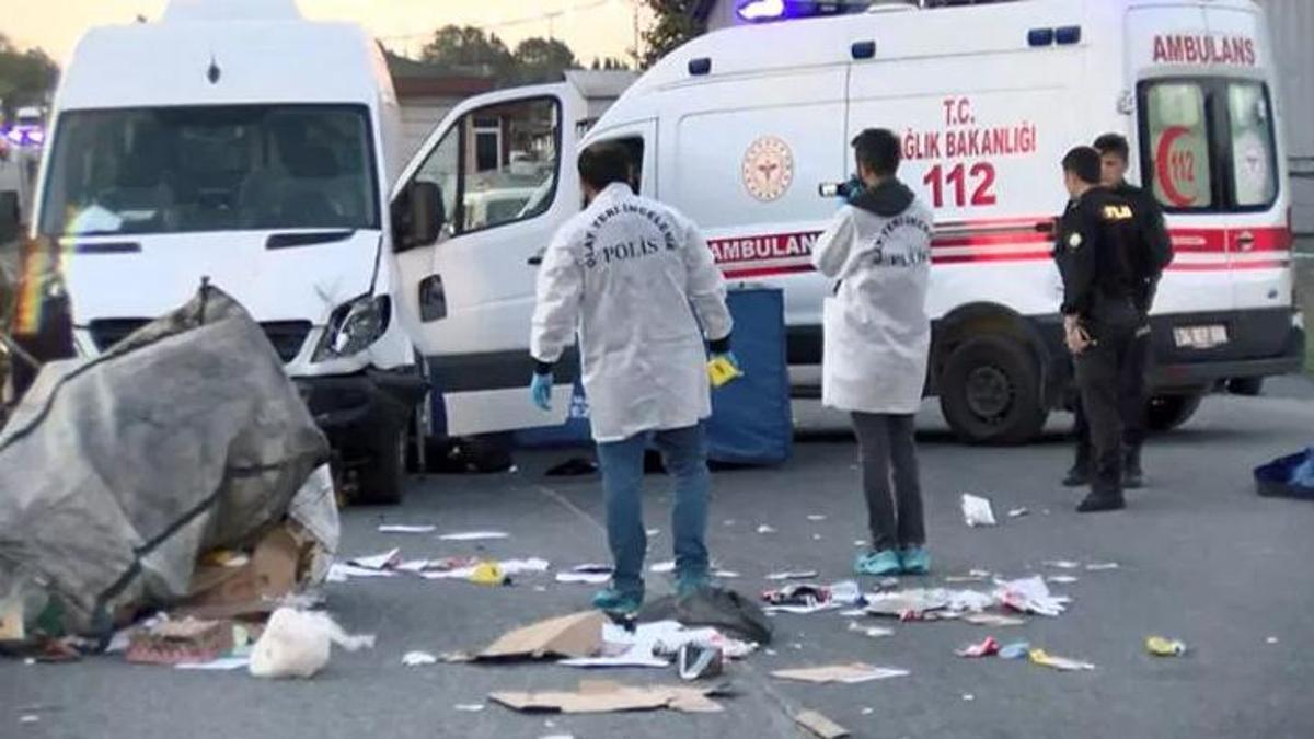 Esenyurt'ta hatalı sollama kazası! Baba ve oğlu hayatını kaybetti