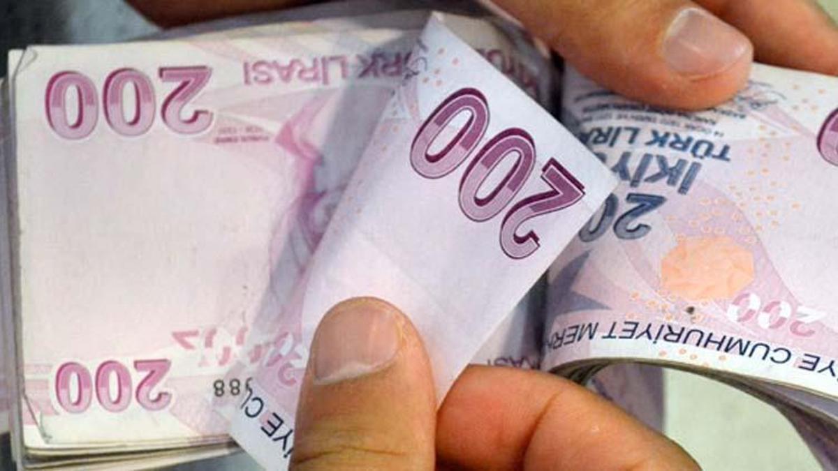 Eğitim ödeneği ne zaman yatacak, kırtasiye parası neden yatmadı? Öğretmenlere 1325 TL eğitim ödeneği yattı mı?