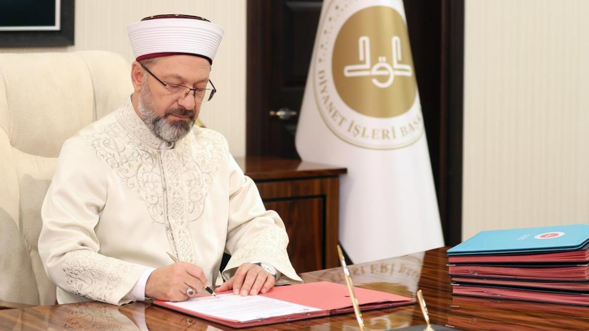 Diyanet İşleri Başkanı Erbaş’tan atama bekleyenlere müjde
