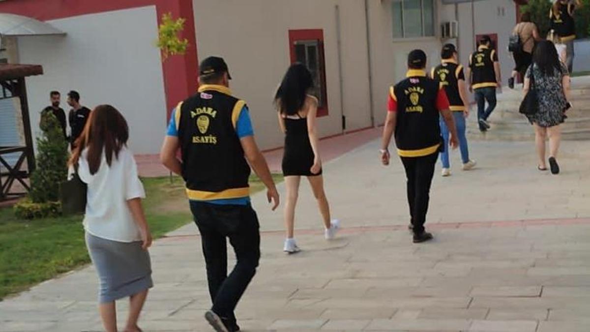 Masaj salonlarına fuhuş operasyonu
