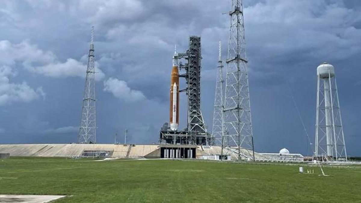 NASA, Artemis uzay aracını uzaya gönderme lansmanını erteledi