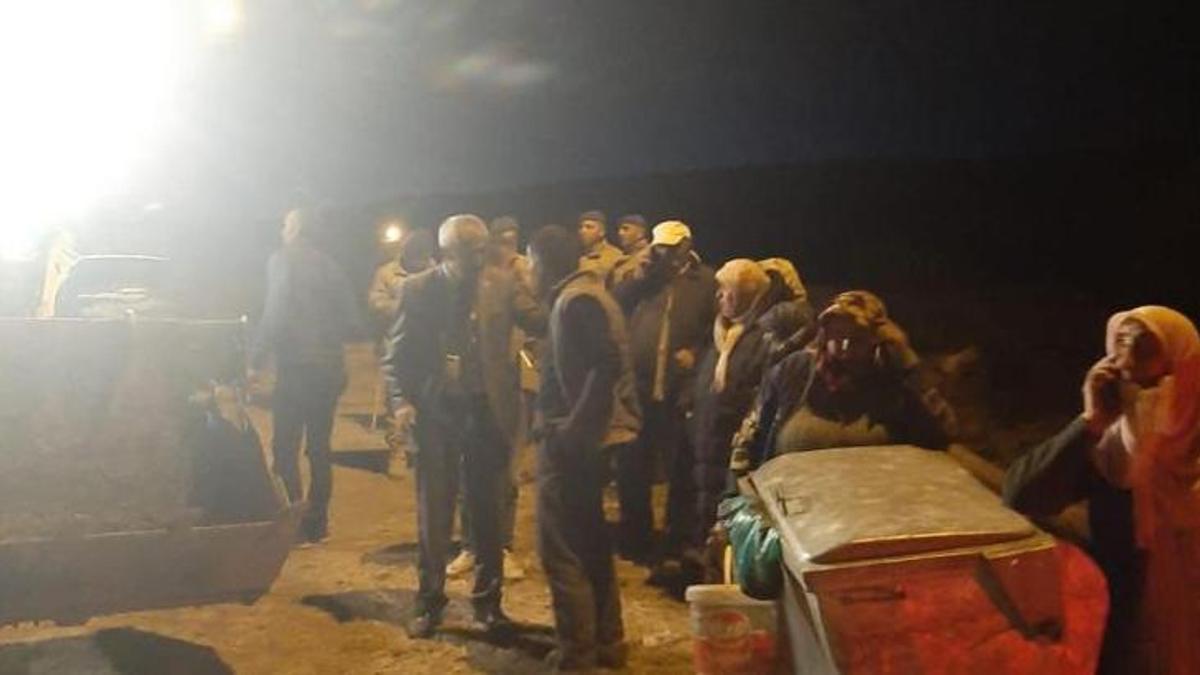 Göle’de jandarmadan vatandaşlara "evlere girmeyin" uyarısı