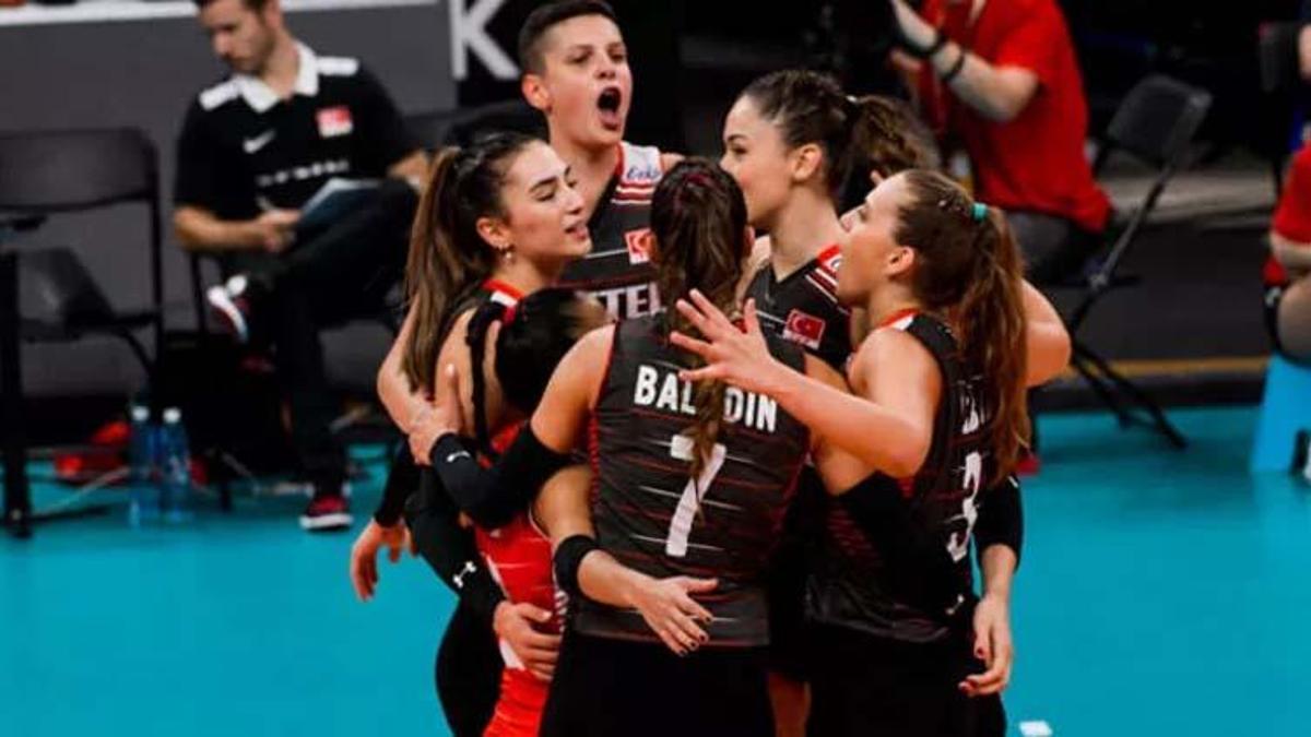 Türkiye Dominik Cumhuriyeti voleybol maçı ne zaman, saat kaçta, hangi kanalda? Türkiye Dominik voleybol maçı nasıl izlenir, canlı ve şifresiz mi yayınlanacak?