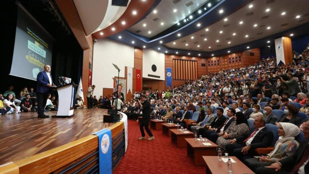 Bakan Çavuşoğlu'ndan ABD ve Yunanistan'a rest: Kıbrıs Türkü’nü korumak için oraya daha fazla güç göndereceğiz