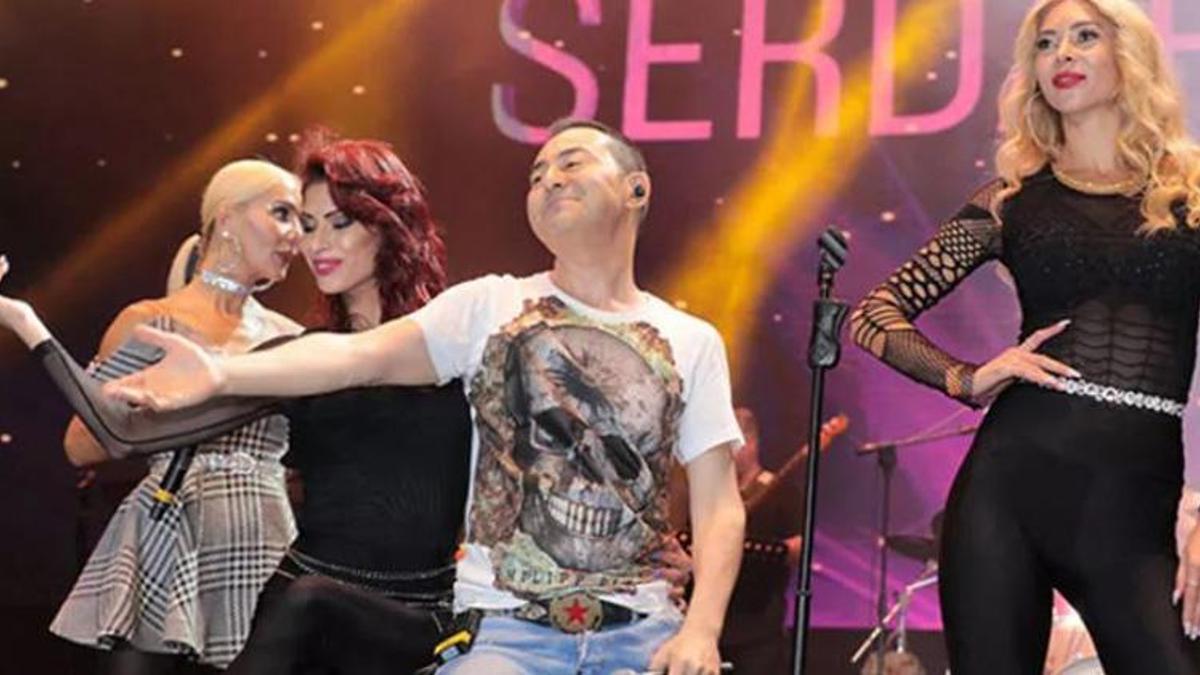 Binlerce seveni 10'uncu kez 'Serdar Ortaç' dedi