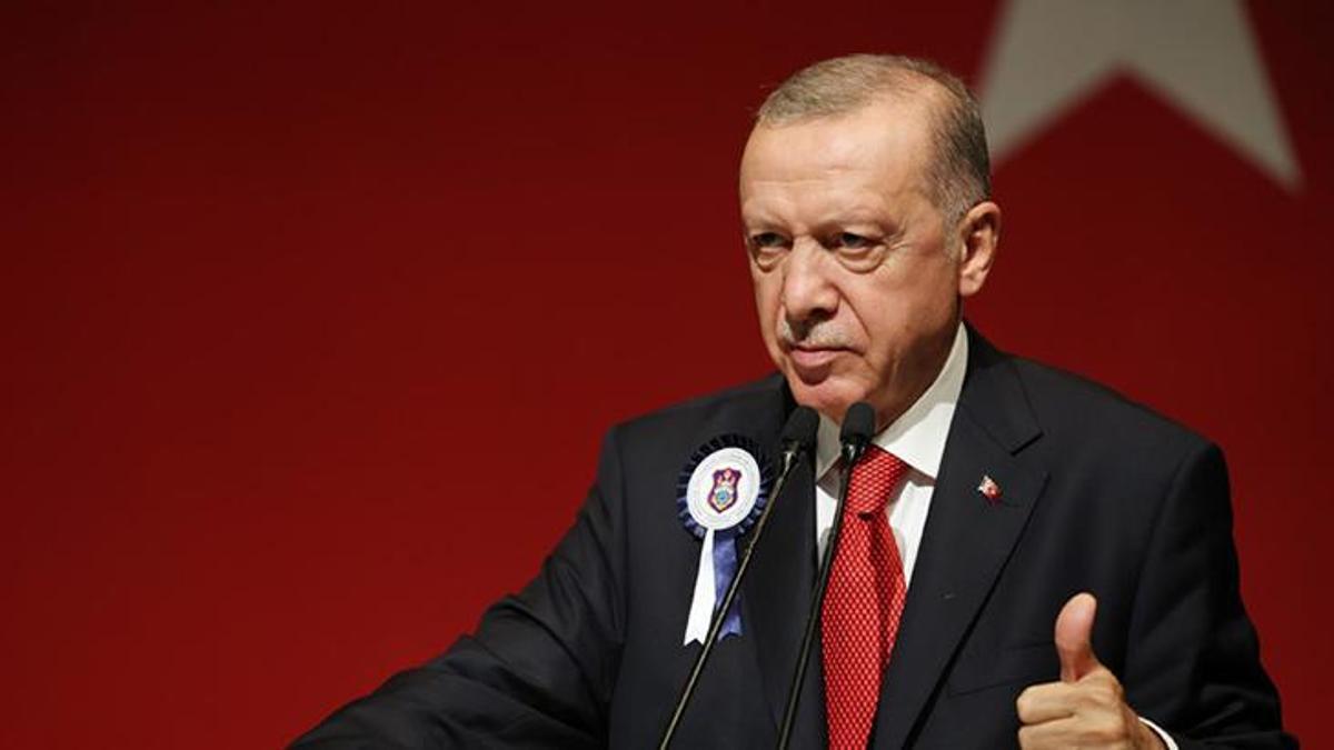 Çek basını Cumhurbaşkanı Erdoğan’ı manşetlerine taşıdı